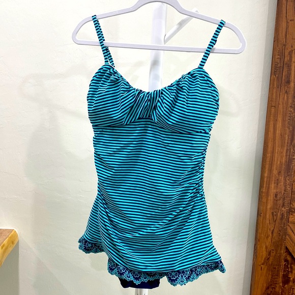 BEACH HOUSE SWIMWEAR BATHING SUIT. Striped - Picture 1 of 15